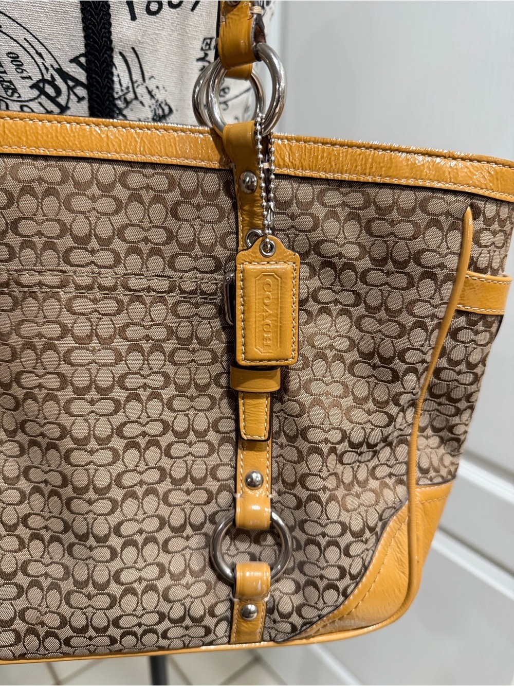 Authentic vintage Coach Signature Gallery Tote Bag khaki Brown w/tan leather - Picture 2 of 16